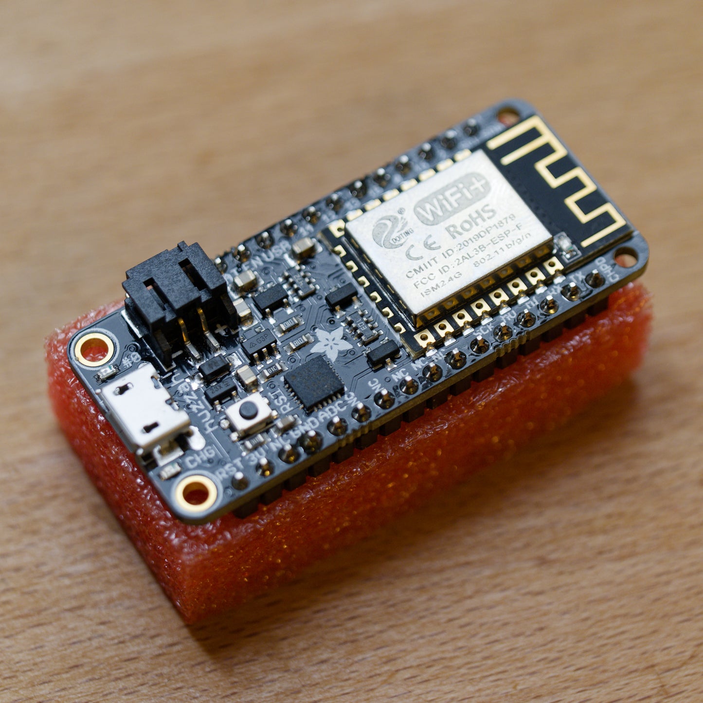 Adafruit Feather HUZZAH with ESP8266 With Headers